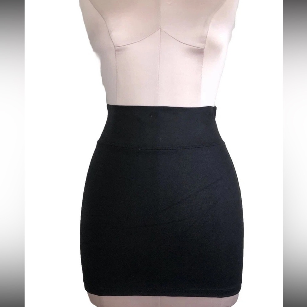 bebe mini bodycon skirt XS coated shine